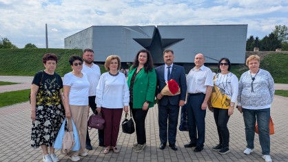 Делегация Нижнего Новгорода пообщалась с профсоюзной молодежью и посетила Брестскую крепость